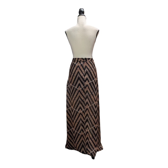 Astr Chevron Maxi Skirt in Black a - Picture 5 of 10